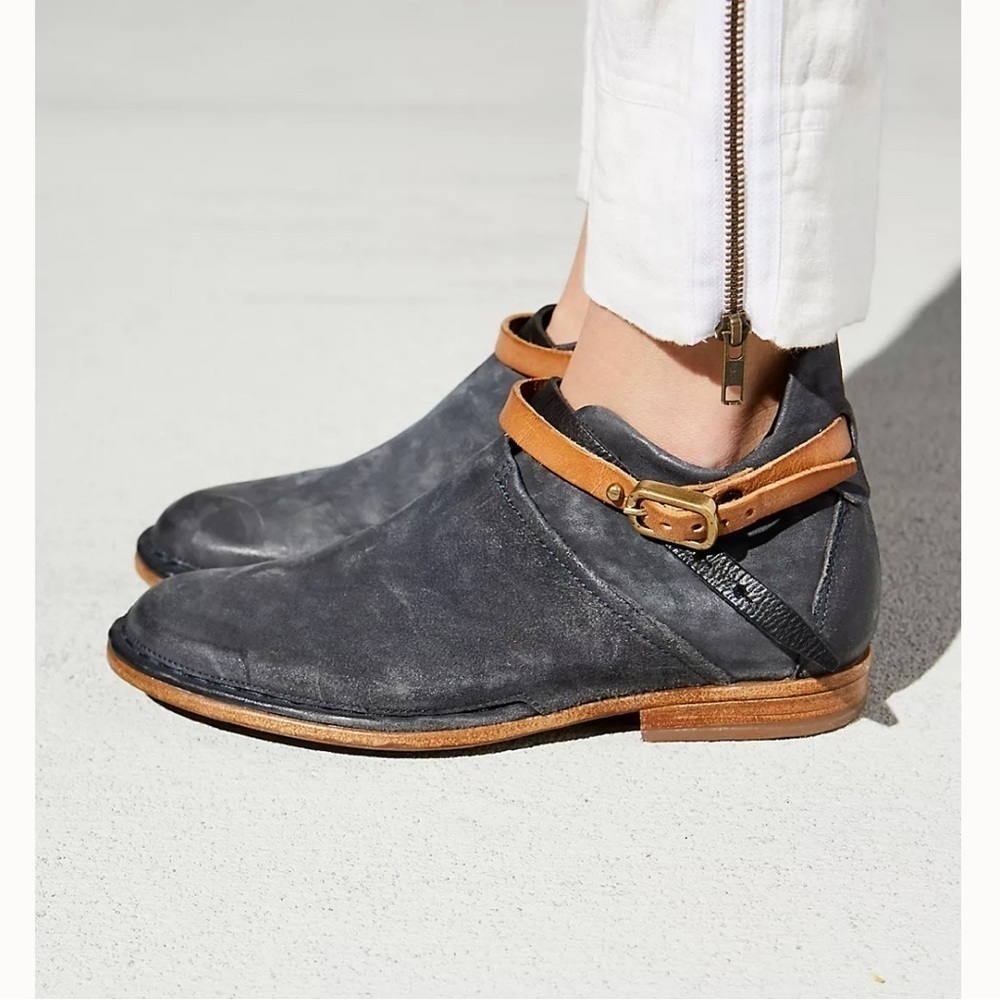 Free People As 98 Felix Flat Gray Leather Ankle Boot Size 37 Boho